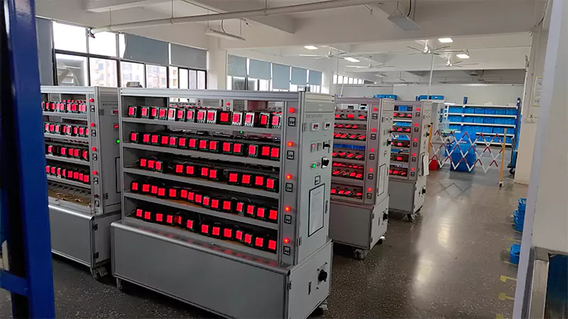 Mélyen specializálódott a kiemelkedő minőségű intelligens teljesítménymérők területén